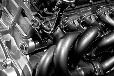 Холодный заголовок титановые крепежи управляют EV легкие инновации