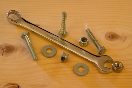 threaded precision fasteners